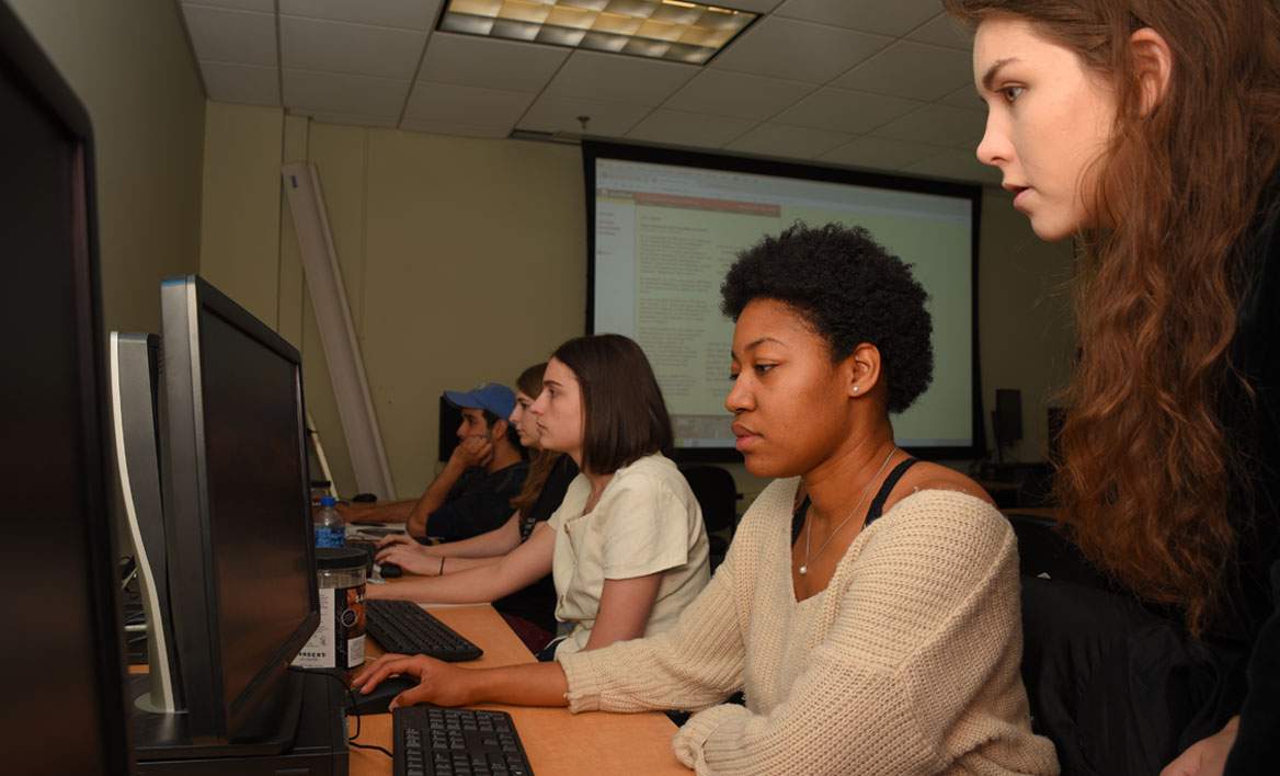  photo of students working on VCU online literary journal Blackbird