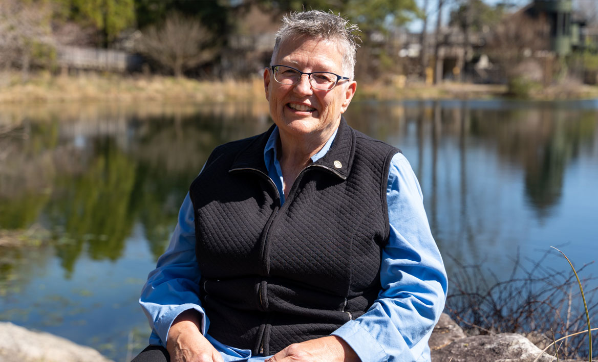 Photo of retired staff member and alum Dorothy Fillmore