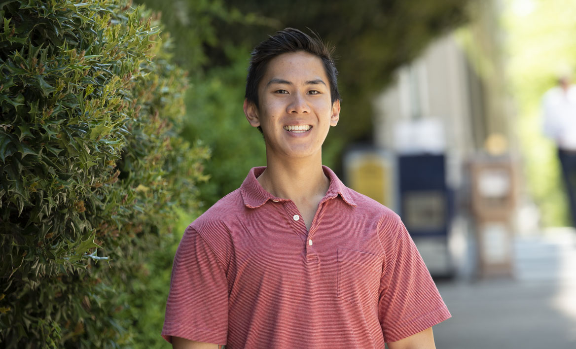 photo of VCU student Anawat Laohakanchanasiri 