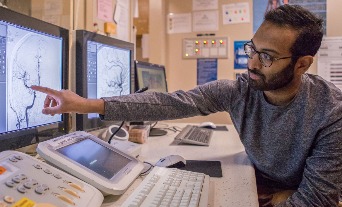 photo of Medicine alumnus Ramesh Grandhi