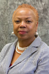 Regina Phinizey (B.S.'82/B)